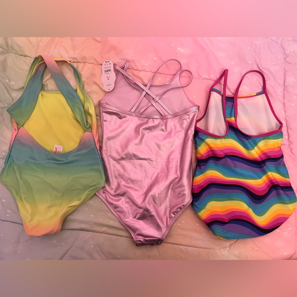 Colorful Kids One Piece Swimsuit Set - Picture 2 of 3